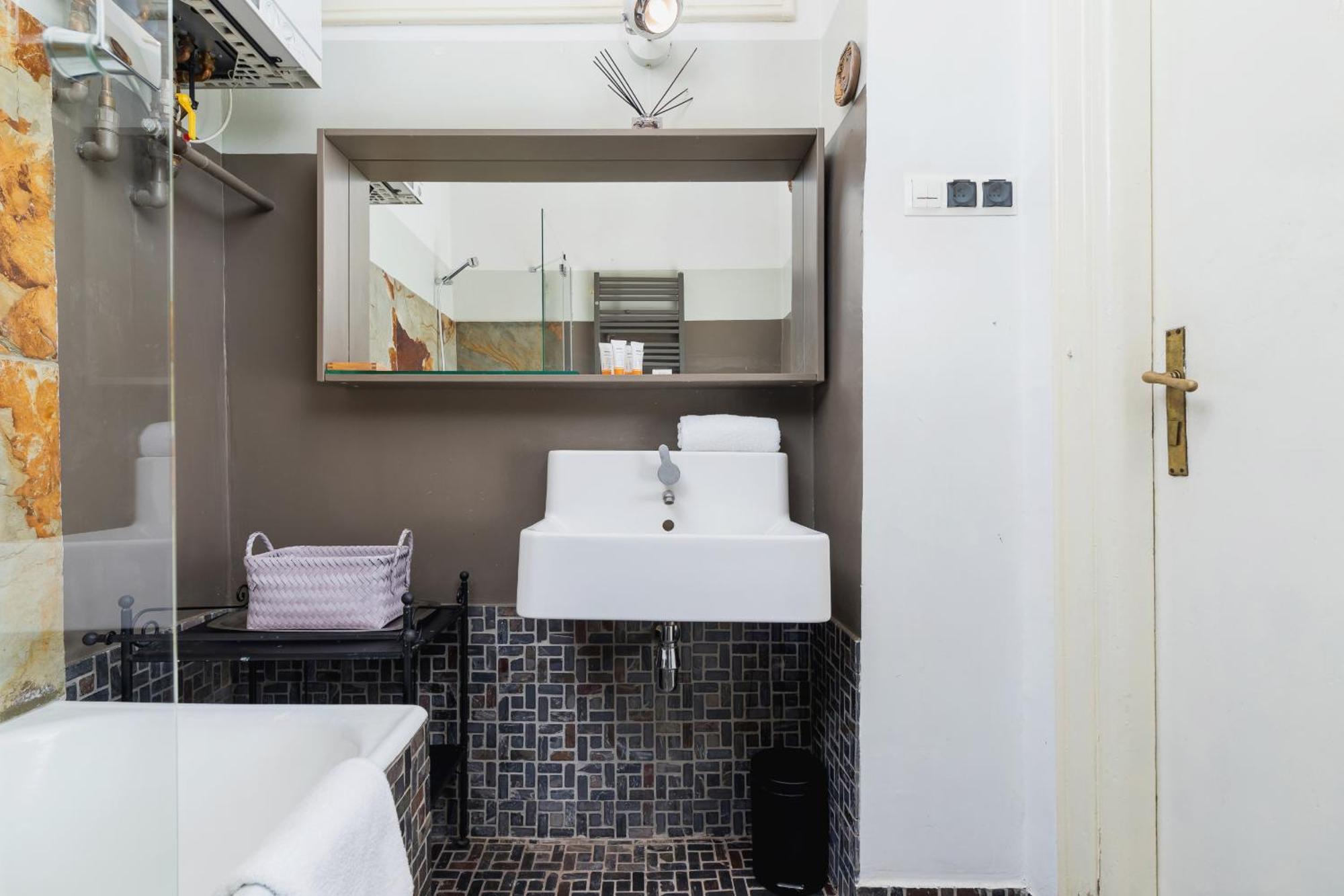 Apartament Cracow Kazimierz Retro Skawinska By Renters